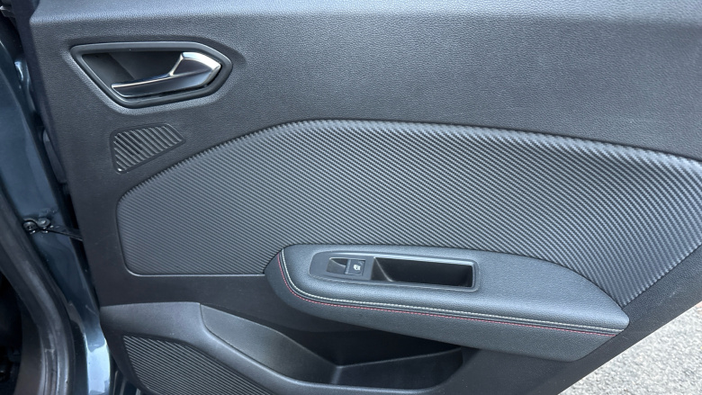 Renault Clio 1.0 TCe 90 RS Line 5dr Petrol Hatchback